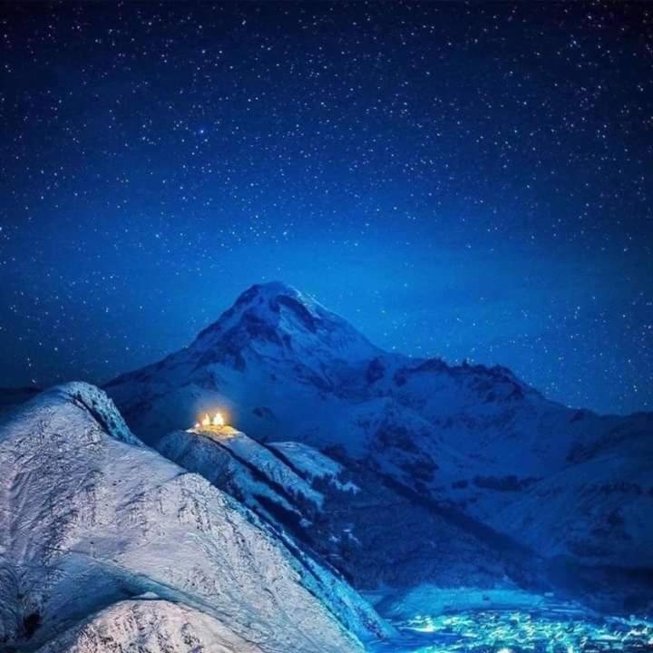 Hotel Kazbegi 1 エクステリア 写真